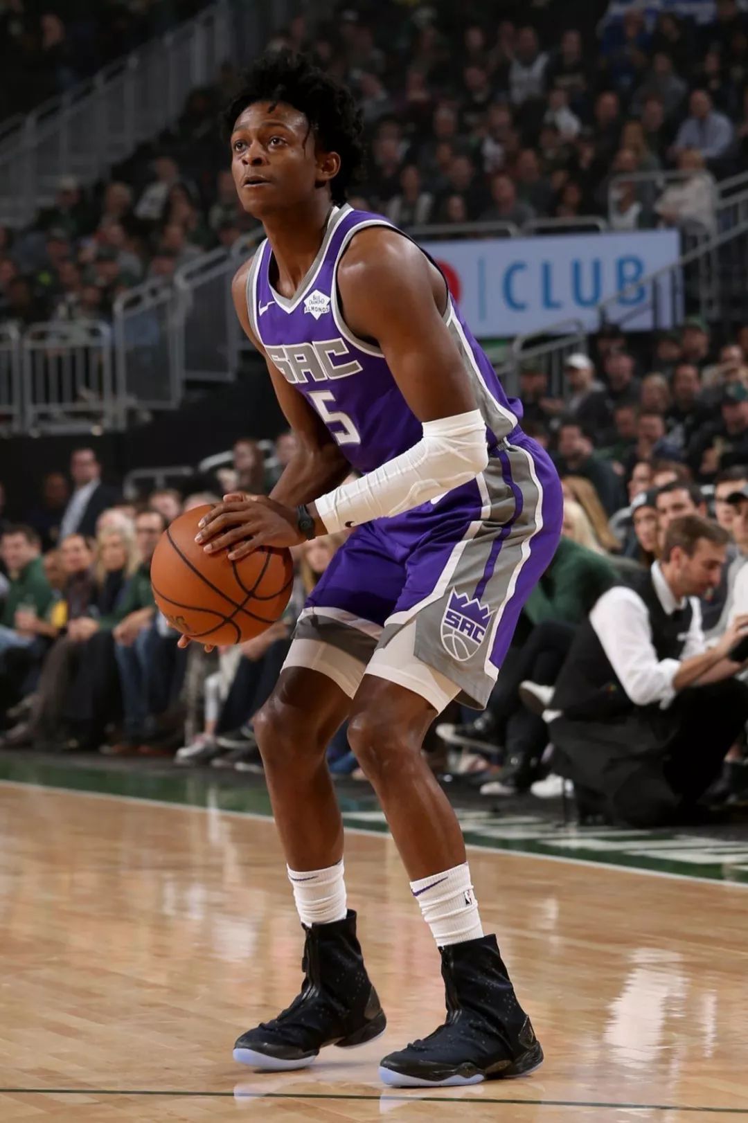 牺牲了他作 牺牲了他作